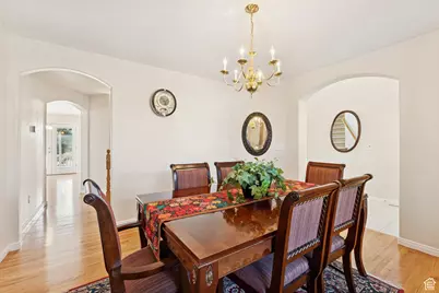 889 W Rockhill Point Cv, Taylorsville, UT 84123 - Photo 17