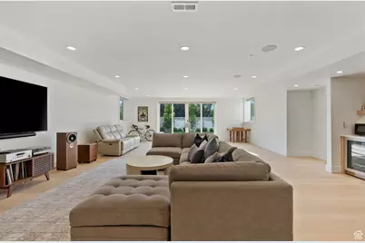 4881 S Holladay Blvd, Holladay, UT 84117 - Photo 45