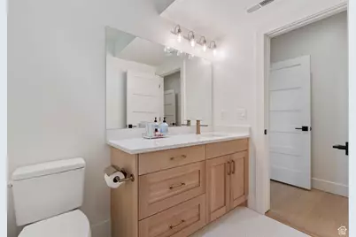4881 S Holladay Blvd, Holladay, UT 84117 - Photo 51