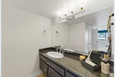 241 N Vine St E #802E, Salt Lake City, UT 84103 - Photo 37