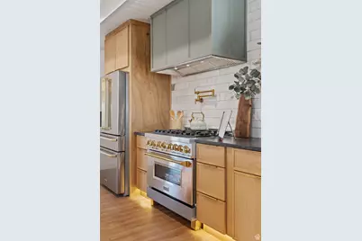 1370 E Oakmont Ln, Fruit Heights, UT 84037 - Photo 13