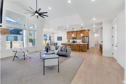 2345 E Cherry Ln, Layton, UT 84040 - Photo 9