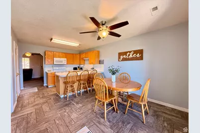 888 N Newberg Dr #2, Garden City, UT 84028 - Photo 9