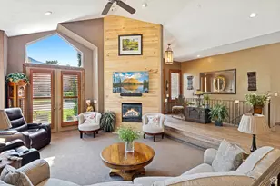 10685 N Jerling Dr, Highland, UT 84003 - Photo 9