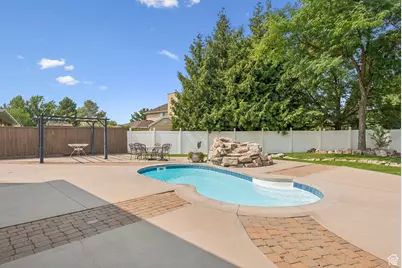 10685 N Jerling Dr, Highland, UT 84003 - Photo 43