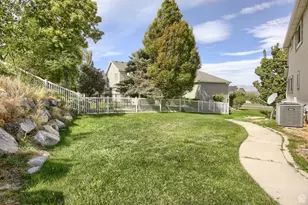 928 E Rocky Mouth Ln, Draper, UT 84020 - Photo 3