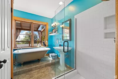 377 N Center St W, Salt Lake City, UT 84103 - Photo 17