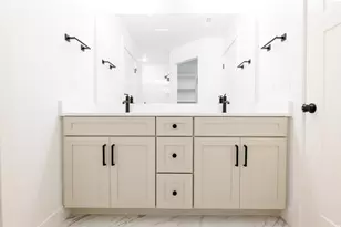 1441 W Skyline Dr, Saratoga Springs, UT 84045 - Photo 7