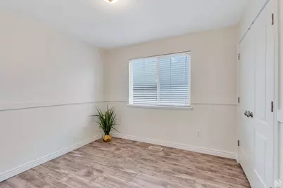 3701 E Gullane Rd, Eagle Mountain, UT 84005 - Photo 17