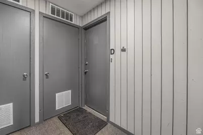 440 E Creekside Cir #D, Murray, UT 84107 - Photo 31