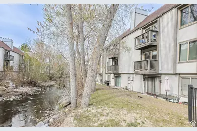 440 E Creekside Cir #D, Murray, UT 84107 - Photo 1