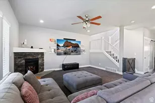 7464 W Hall Crossing Dr S, Herriman, UT 84096 - Photo 7