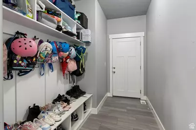 7464 W Hall Crossing Dr S, Herriman, UT 84096 - Photo 33