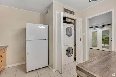 965 E 39th St, South Ogden, UT 84403 - Photo 9