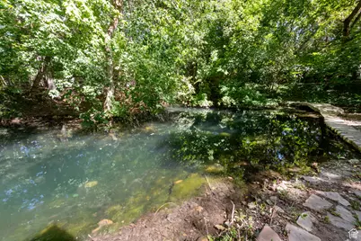 2318 E Walker Ln, Holladay, UT 84117 - Photo 7