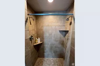 207 S Stonegate Dr, Roosevelt, UT 84066 - Photo 9