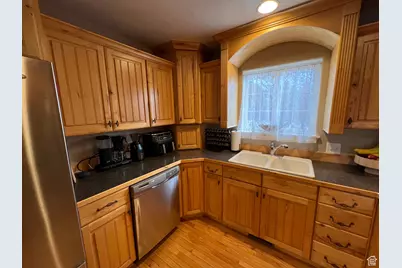 207 S Stonegate Dr, Roosevelt, UT 84066 - Photo 11