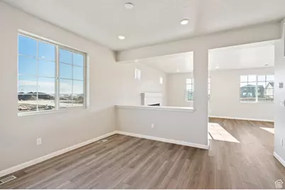 43 E Broadway Dr #1038, Saratoga Springs, UT 84045 - Photo 3