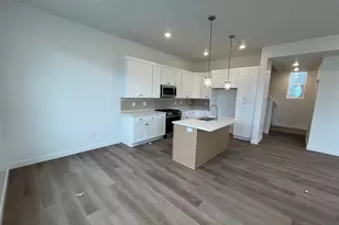 896 W Huntington River Dr S, Springville, UT 84663 - Photo 7