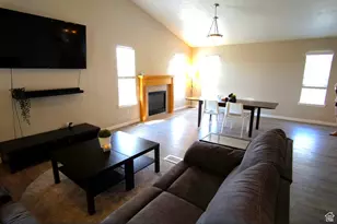 4063 N Newland Loop Unit, Lehi, UT 84043 - Photo 7