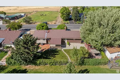 1322 N Smelter Rd E, Tooele, UT 84074 - Photo 27