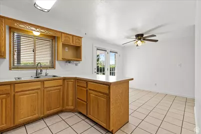 1322 N Smelter Rd E, Tooele, UT 84074 - Photo 9