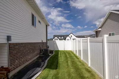 408 N 775 E, Tremonton, UT 84337 - Photo 33