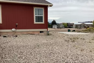 114 N First Ave, Dutch John, UT 84023 - Photo 25