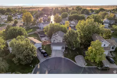 1927 N 450 W, Centerville, UT 84014 - Photo 5