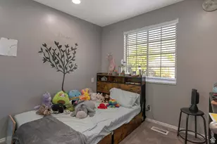 1927 N 450 W, Centerville, UT 84014 - Photo 17