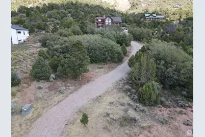 2102 S High Cedar View Dr, Cedar City, UT 84720 - Photo 5