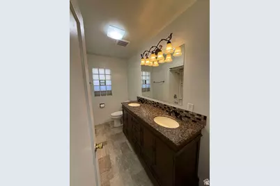 73 Garden St, Helper, UT 84526 - Photo 17