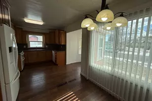 73 Garden St, Helper, UT 84526 - Photo 13