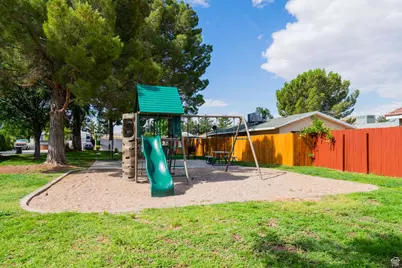 149 W Quail Creek Dr #149, Hurricane, UT 84737 - Photo 37