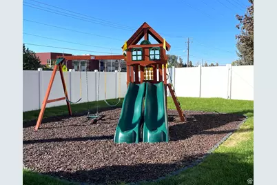 2712 E 7115 S, Cottonwood Heights, UT 84121 - Photo 35