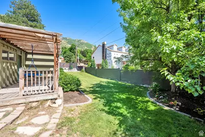 2836 E 5495 S, Holladay, UT 84117 - Photo 19