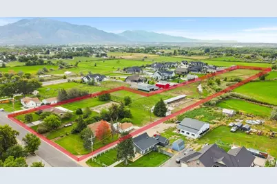 2425 W 200 S, Marriott-Slaterville City, UT 84404 - Photo 3