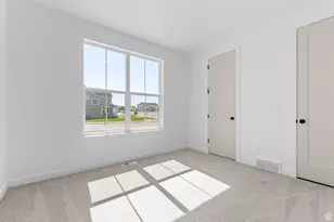 3016 W 2650 N, Clinton, UT 84015 - Photo 9