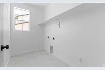 3016 W 2650 N, Clinton, UT 84015 - Photo 11