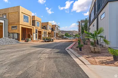 80 W Center St #20, La Verkin, UT 84745 - Photo 11