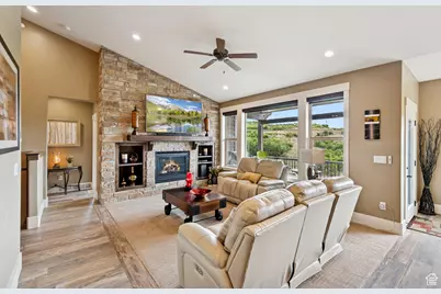 1754 E Longview Dr, Hideout, UT 84036 - Photo 3