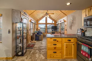 10 Pioneer Dr, Moab, UT 84532 - Photo 15