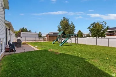 1030 W 1600 N, Harrisville, UT 84404 - Photo 29