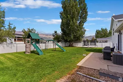 1030 W 1600 N, Harrisville, UT 84404 - Photo 31