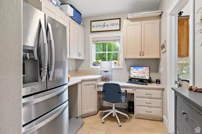 9481 N 3830 W, Cedar Hills, UT 84062 - Photo 27