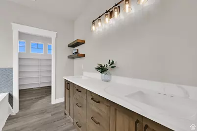658 W 500 S, Logan, UT 84321 - Photo 5