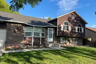 6377 S Fairwind Dr, Taylorsville, UT 84129 - Photo 3