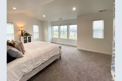 11638 S Skyward Rd W, South Jordan, UT 84009 - Photo 17