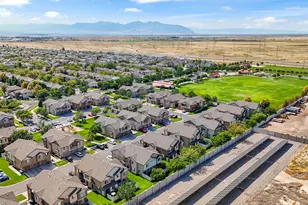 1022 W Allington Dr N, North Salt Lake, UT 84054 - Photo 3