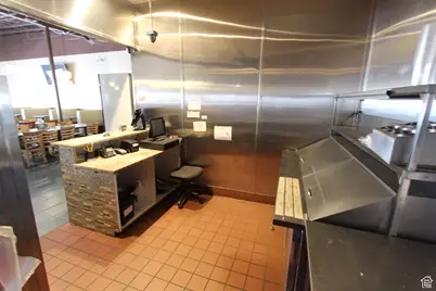 1783 W Carriage S, Taylorsville, UT 84129 - Photo 7